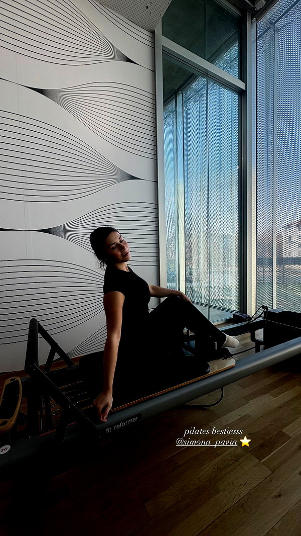 annabottoo instagram image archive image