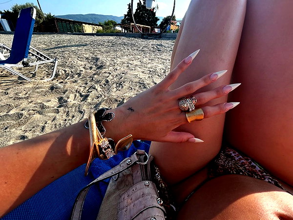 karolinaawasik instagram image archive image