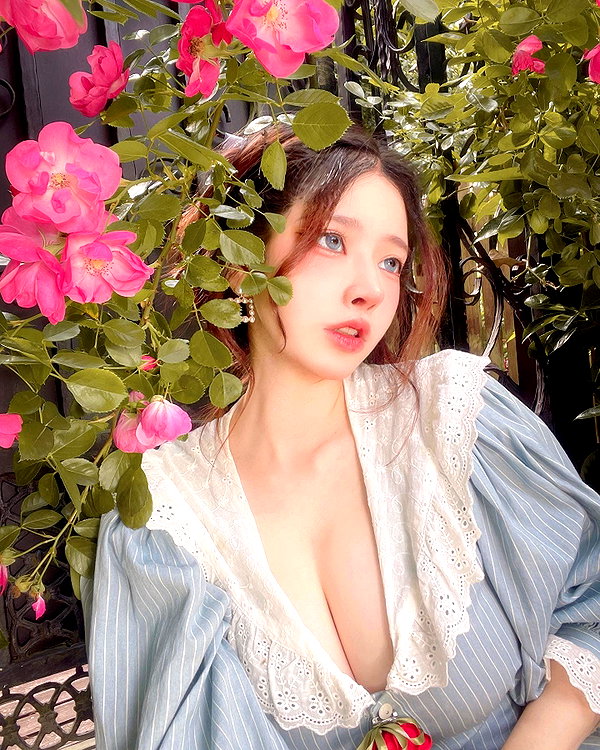 erokochiba instagram image archive image