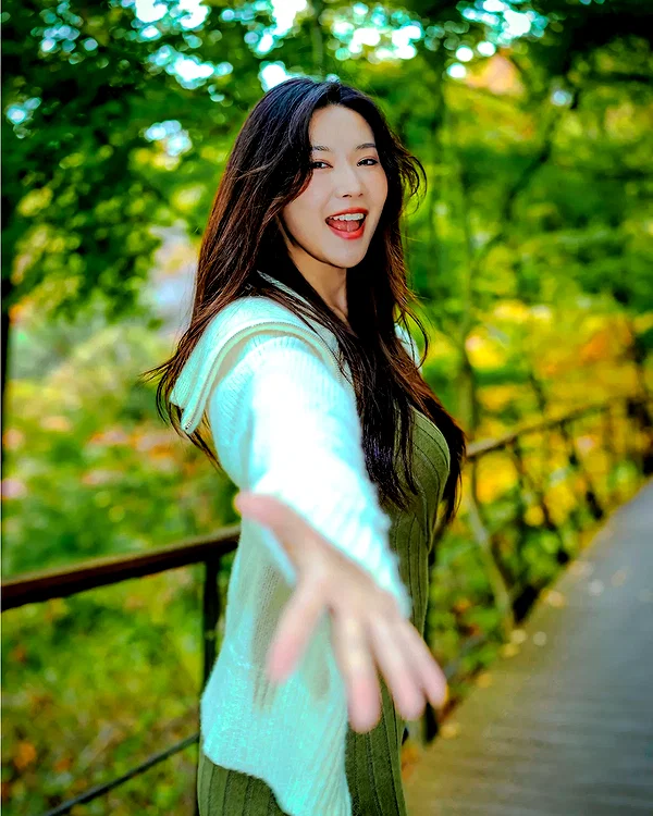 norajoy_official instagram image archive image