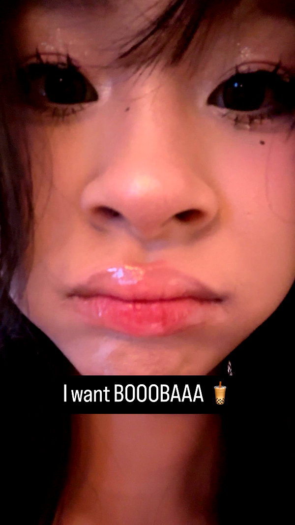 princessamelia_official archive image