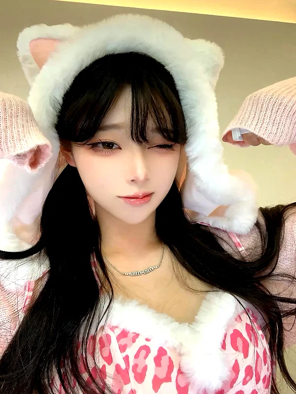 yingyinng_ instagram image archive image