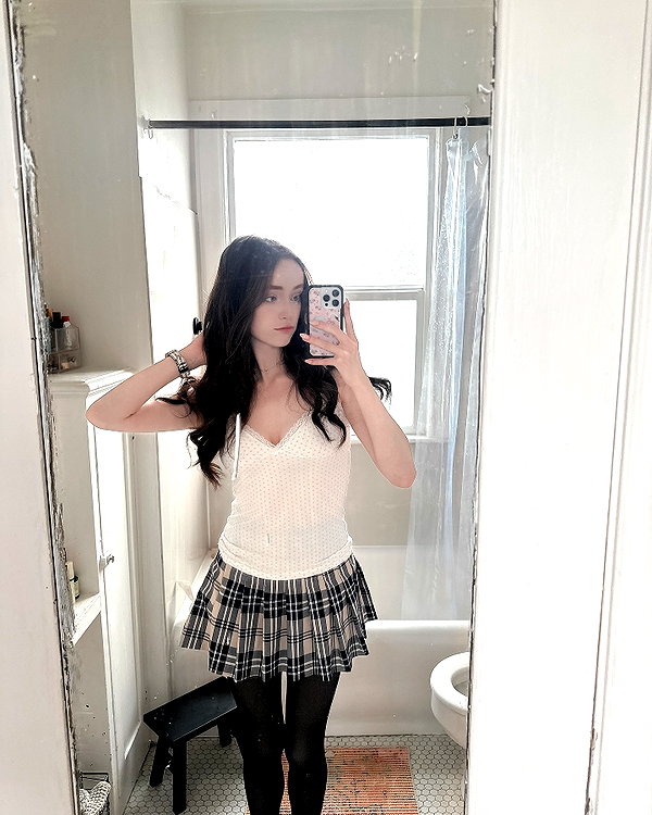 1uvgabi instagram image archive image