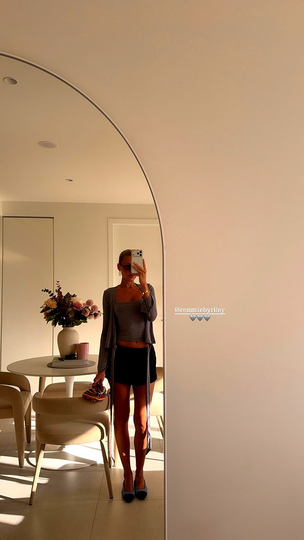 Archived image from @sophiebatzloff on Instagram