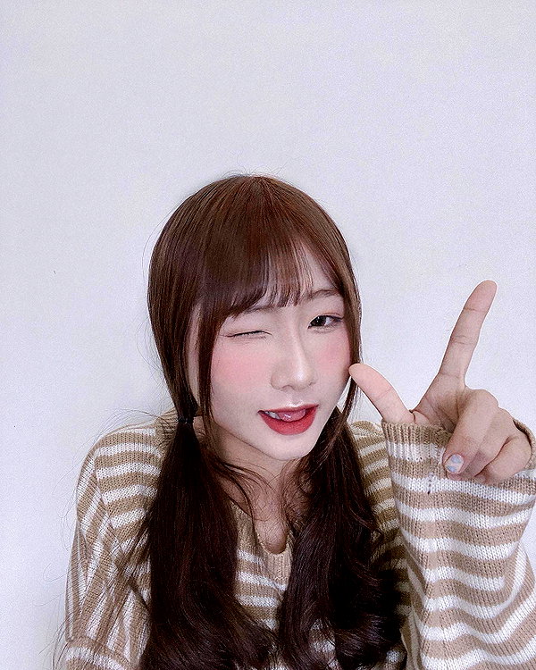 lai_931201 instagram image archive image