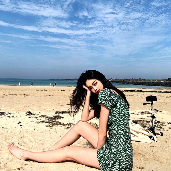 daxbin instagram image archive image
