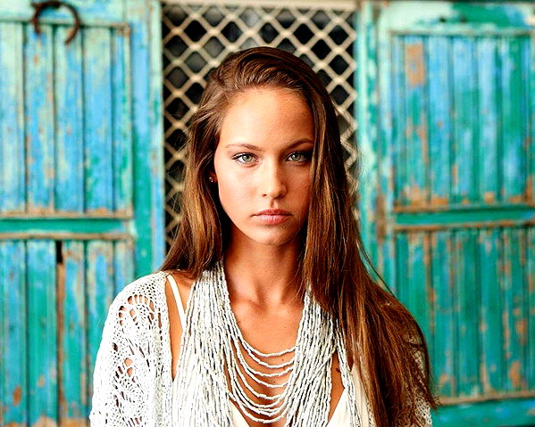 olivia.mathers instagram image archive image