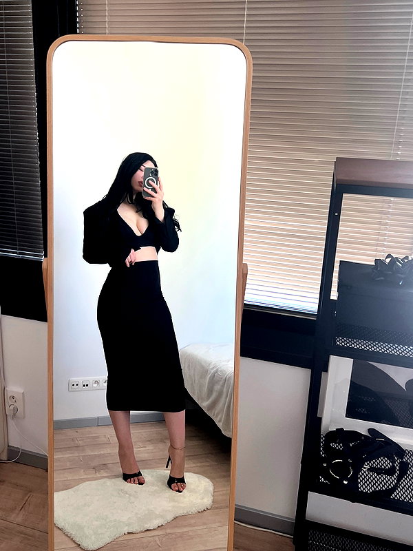 itsannaxvee instagram image archive image