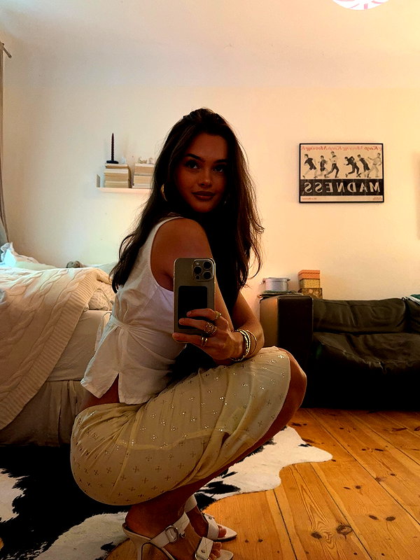 emmaaurora instagram image archive image
