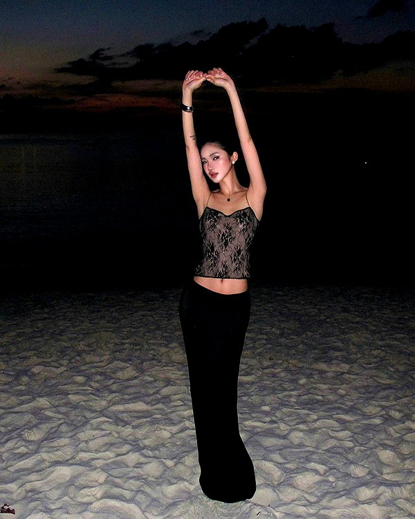 fair_mua instagram image archive image