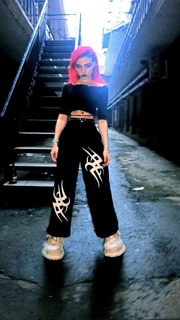 vik4au instagram image archive image