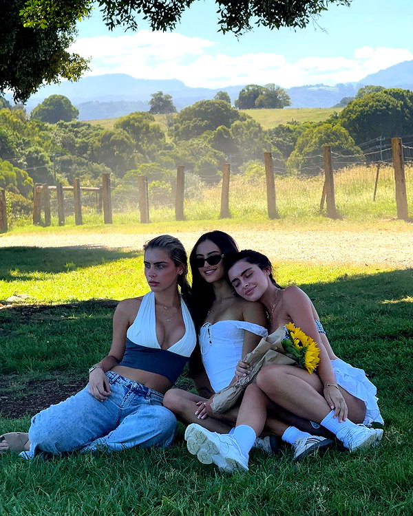 laurenhamden instagram image archive image