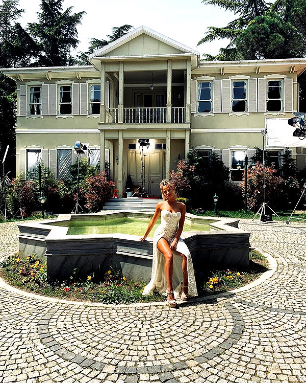 barzomer instagram image archive image