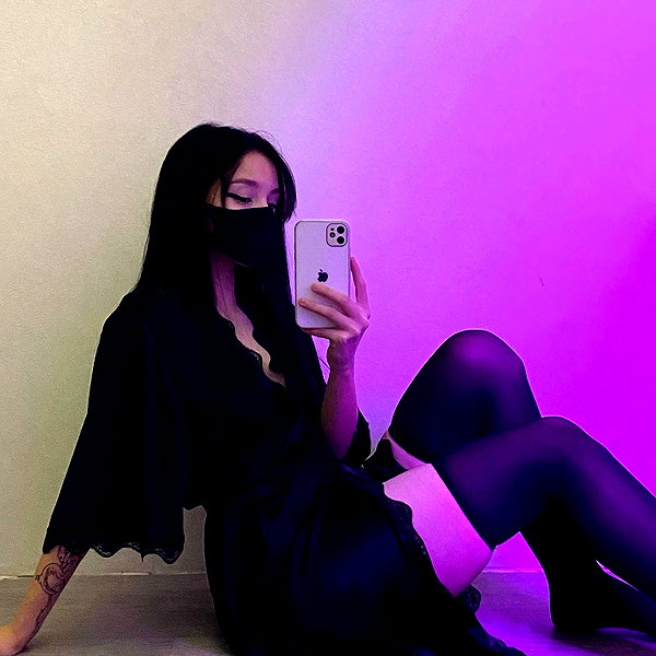 glowmoonshorty instagram image archive image