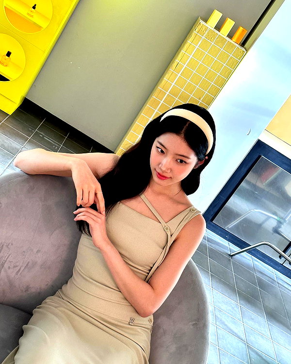 zuhazana instagram image archive image