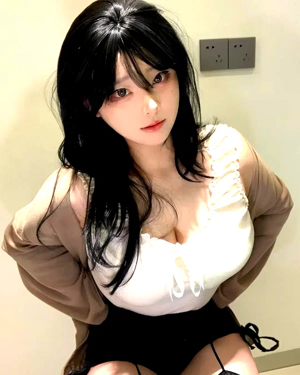 yingyinng_ instagram image archive image