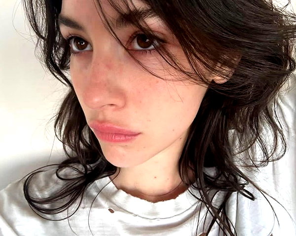 baddiesessence instagram image archive image