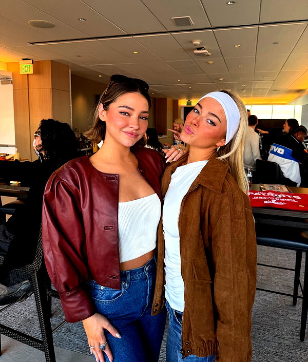 livvydunne instagram image archive image