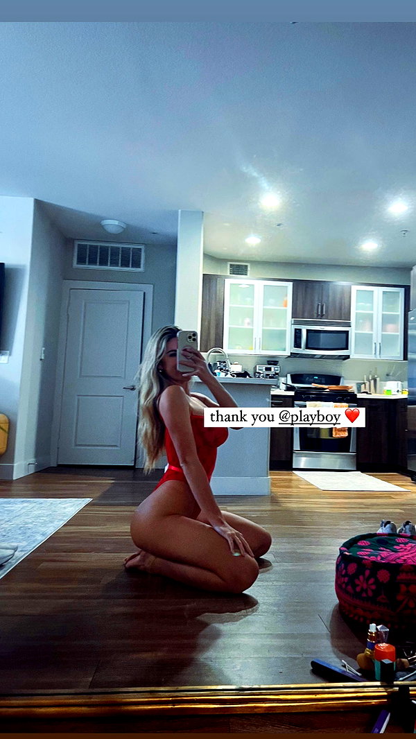 kaylasimmmons archive image