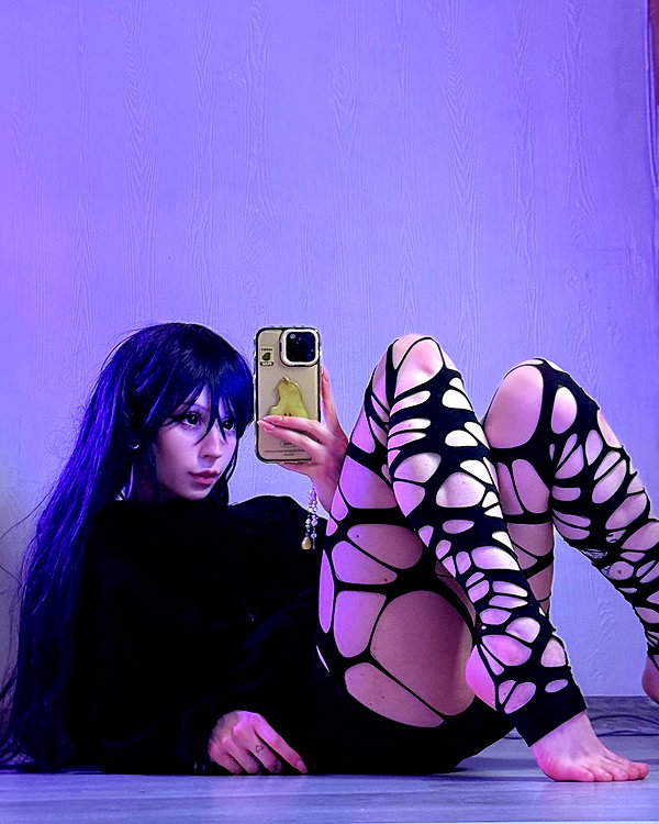 zira_merz instagram image archive image