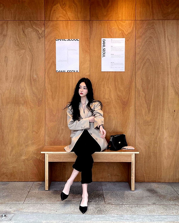daxbin instagram image archive image