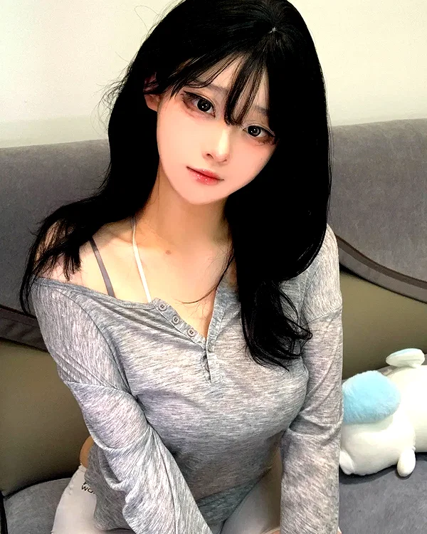 yingyinng_ instagram image archive image