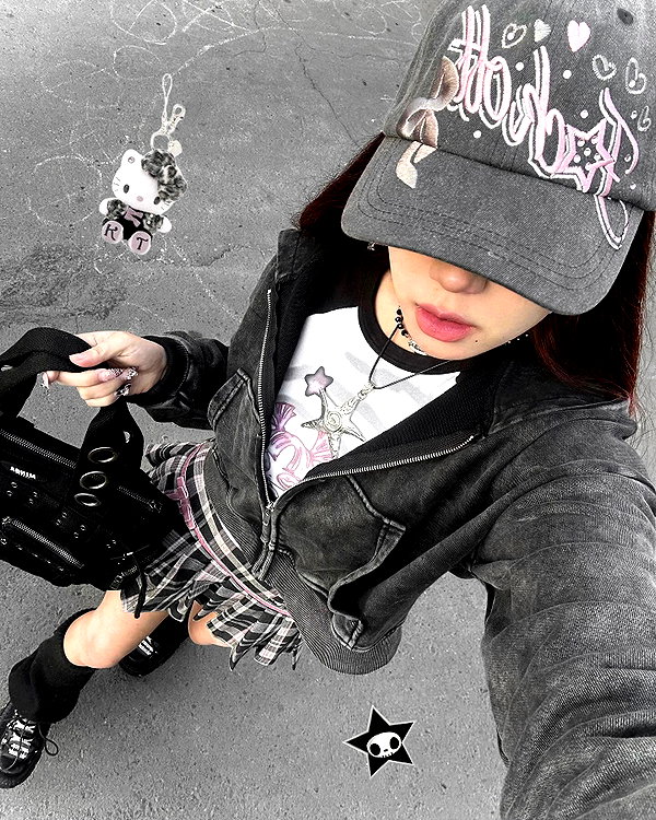 is2tian instagram image archive image