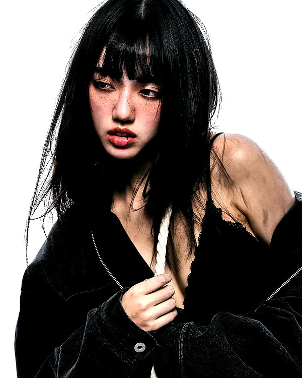 a.tinn___ instagram image archive image