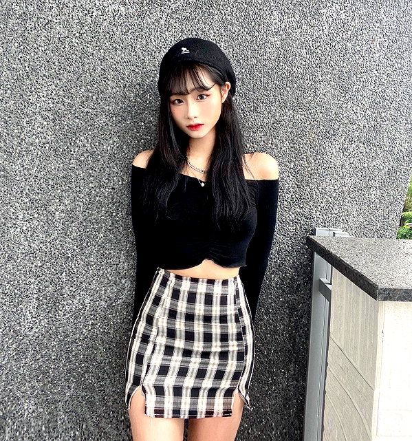 lai_931201 instagram image archive image