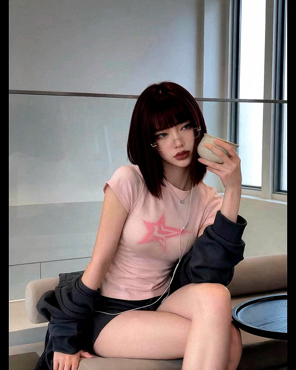 iiren_z instagram image archive image