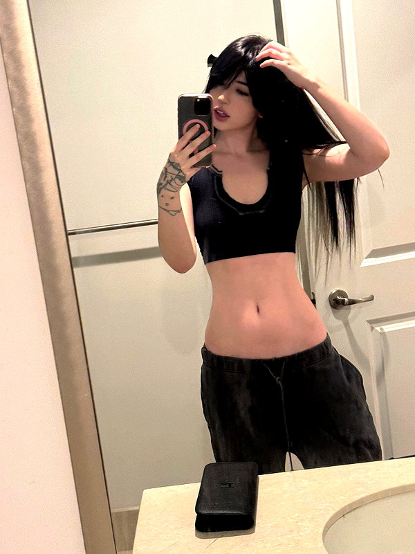 mewisa instagram image archive image