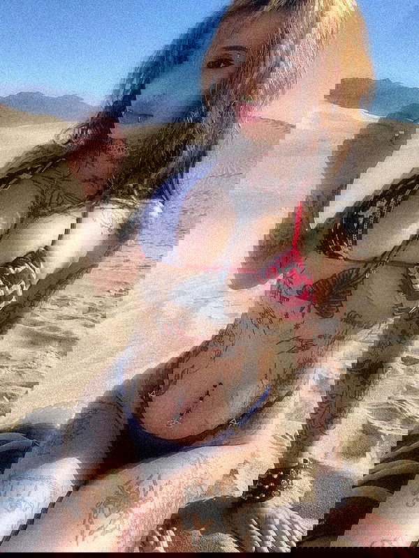 zommmbri zommmbri archive image