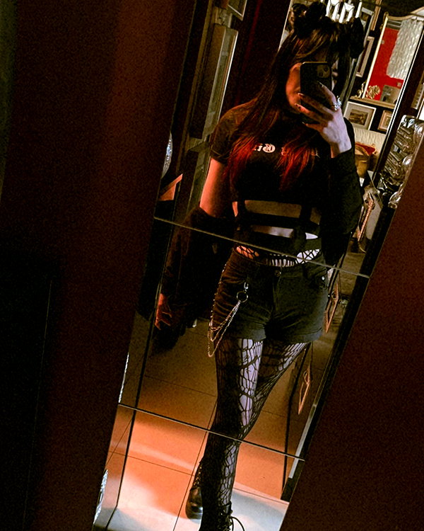nishymoon_ instagram image archive image