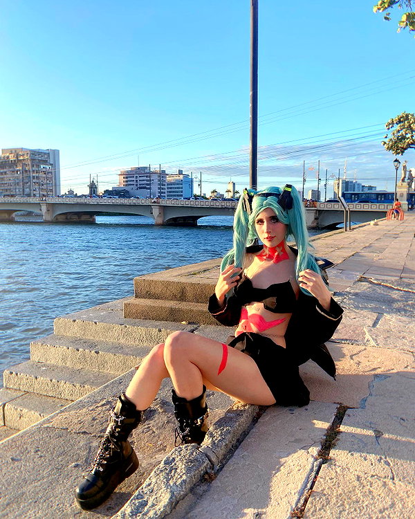 jadelaverne instagram image archive image