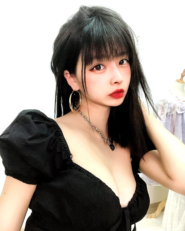 erokochiba instagram image archive image