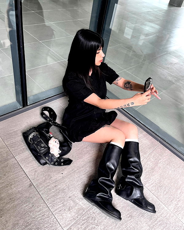 connie.01j instagram image archive image