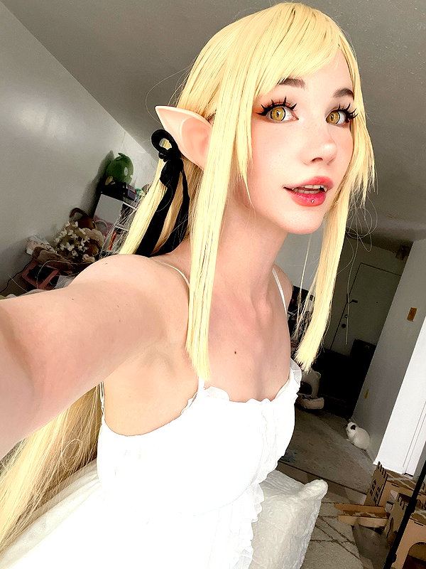 danielle.mercedie instagram image archive image