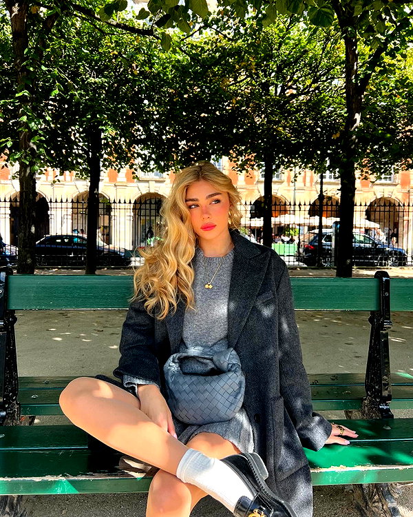 maya.keyy instagram image archive image