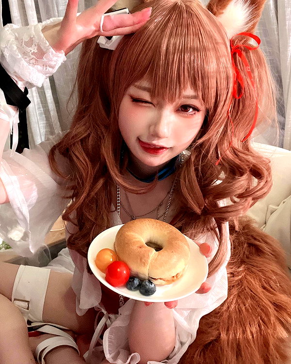 xier_cos instagram image archive image