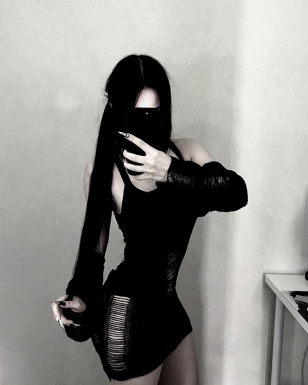 glowmoonshorty instagram image archive image