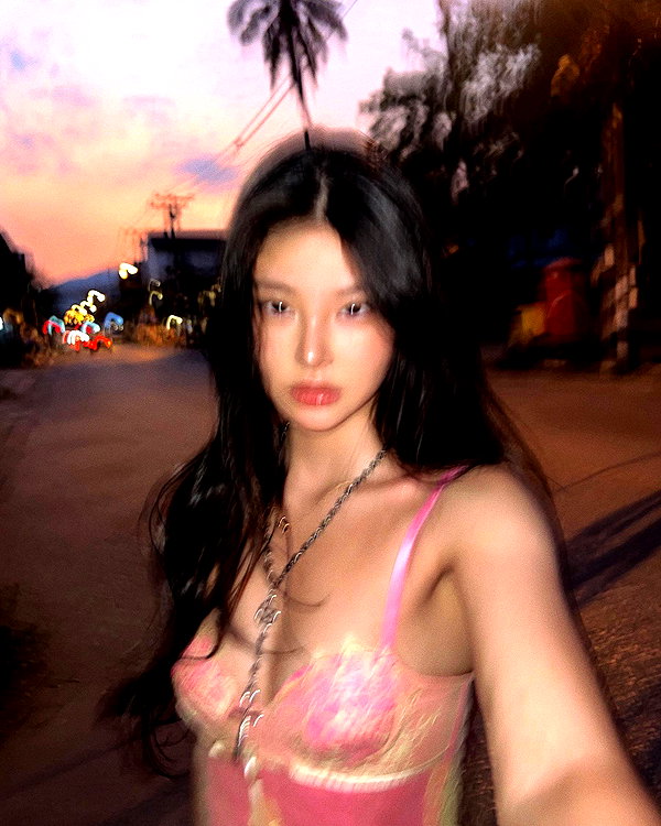 ll.lu1s instagram image archive image