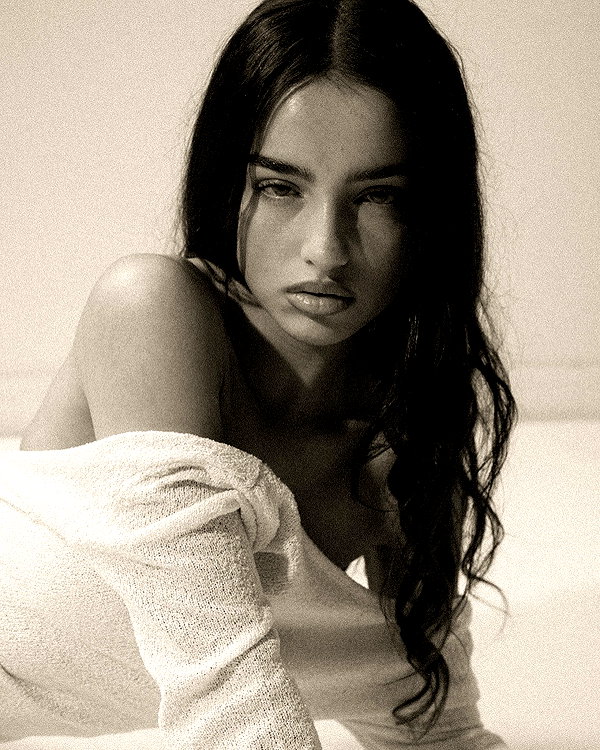ellachristo instagram image archive image