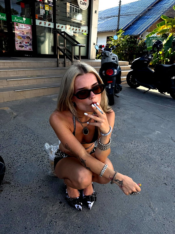 bymonamarie instagram image archive image