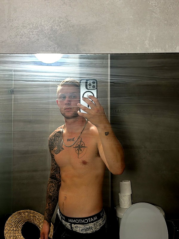 yungindanny instagram image archive image