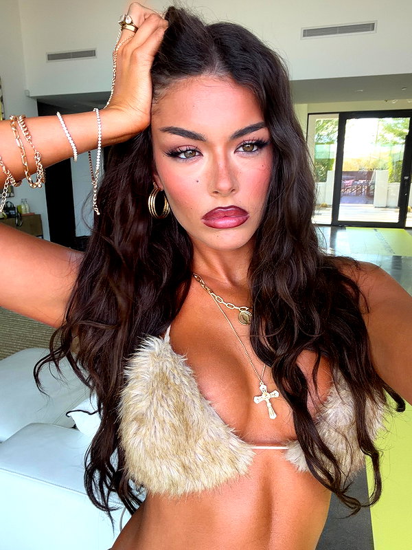 oliviaphillipps instagram image archive image