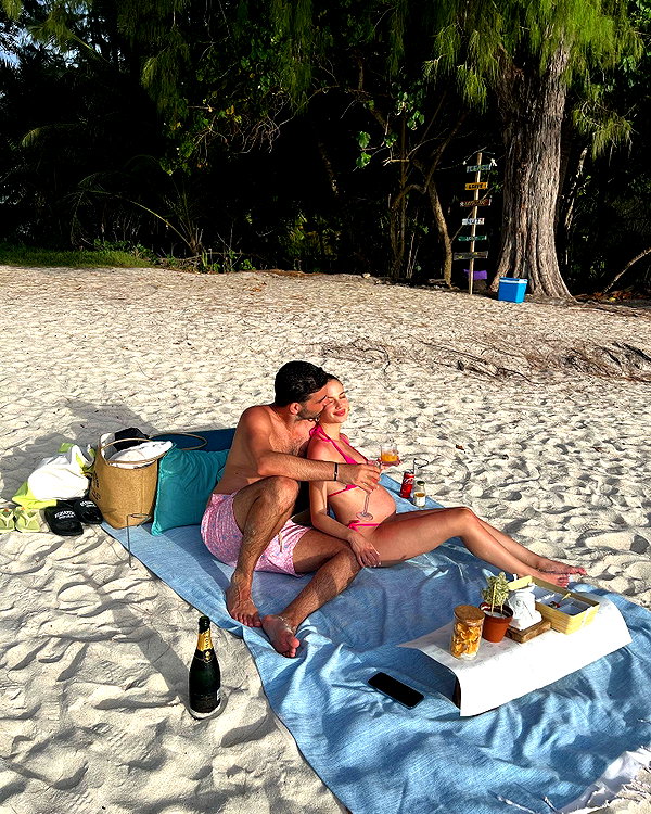 barzomer instagram image archive image