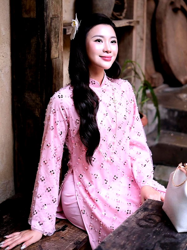 lyhythuedoxinh instagram image archive image