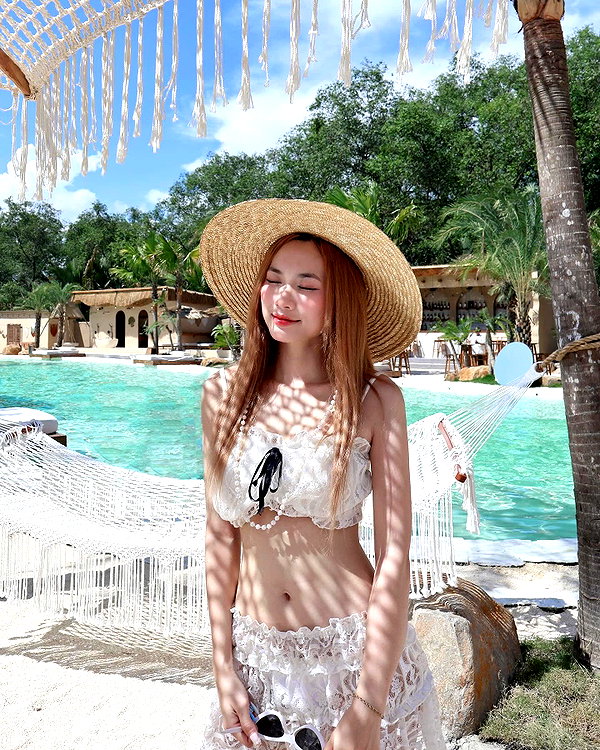 lyhythuedoxinh instagram image archive image