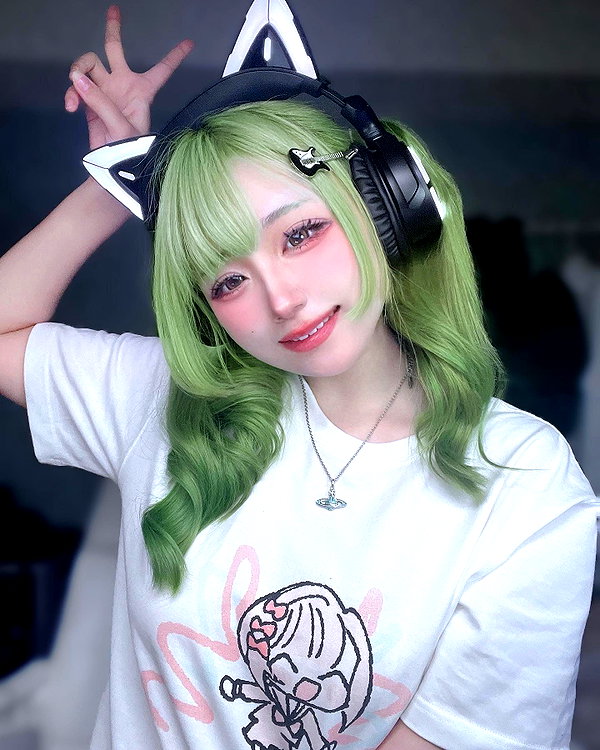 purinn_cos instagram image archive image