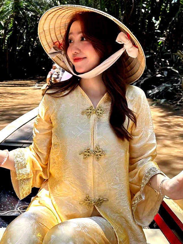 lyhythuedoxinh instagram image archive image
